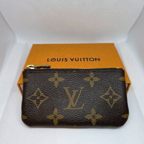 Louis Vuitton Key Pouch M62650 NWT - Picture 2 of 8